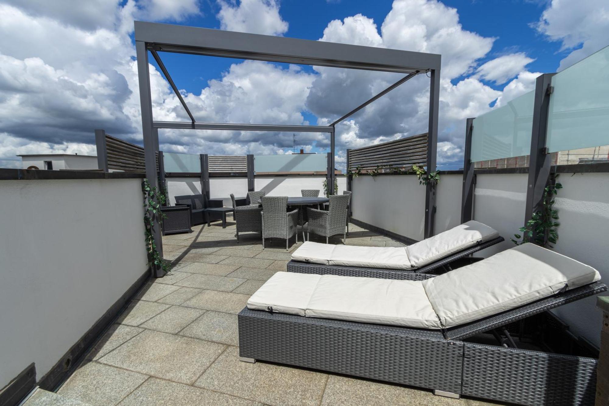 Penthouse-Maisonette - City Center, Highspeed Internet, Garage Worms Eksteriør bilde